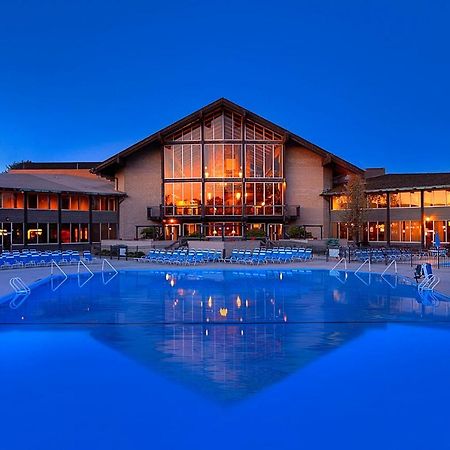 Salt Fork State Park Lodge And Conference Center Cambridge Exteriör bild